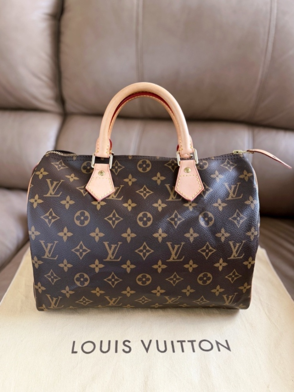 Made in France Louis Vuitton Monogram Speedy 30 Classic handbag